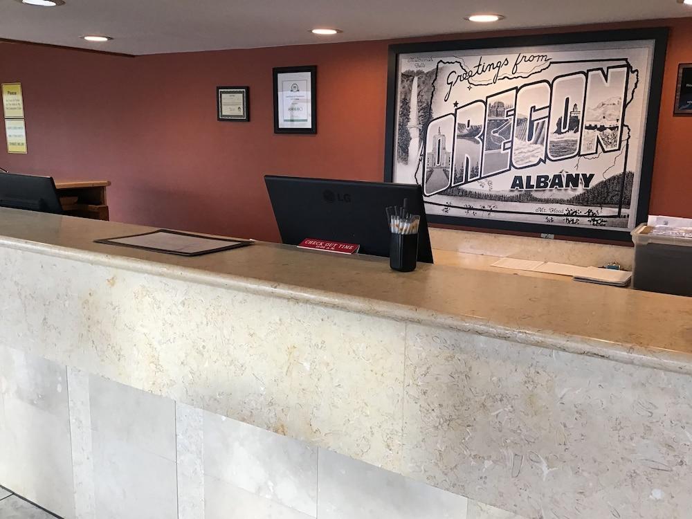 Super 8 By Wyndham Albany Μοτέλ Εξωτερικό φωτογραφία